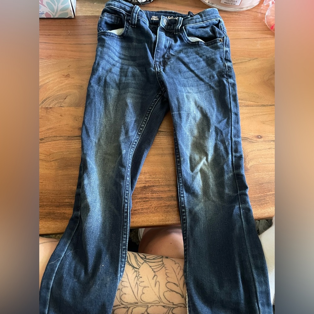 2 pairs of boys size 6 pants